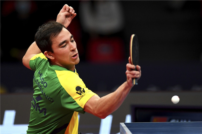 而他凭借选 而他凭借选