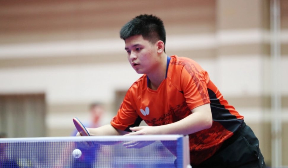 受伤背景下 受伤背景下